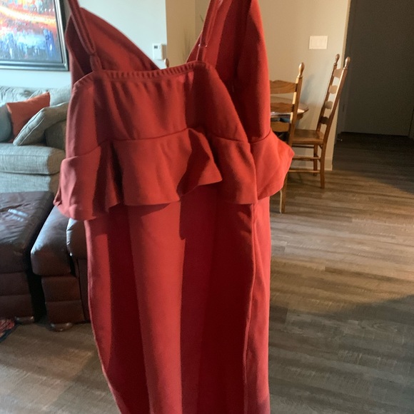 Women's V Neck Ruffle Hem Fishtail Bodycon Dress - Picture 8 of 12